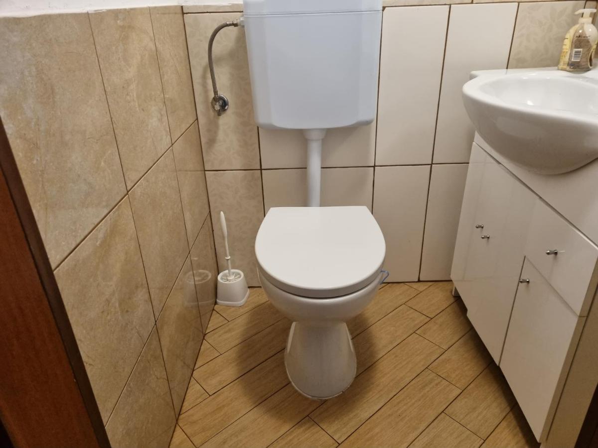 Caci Apartamento Črni Kal Exterior foto