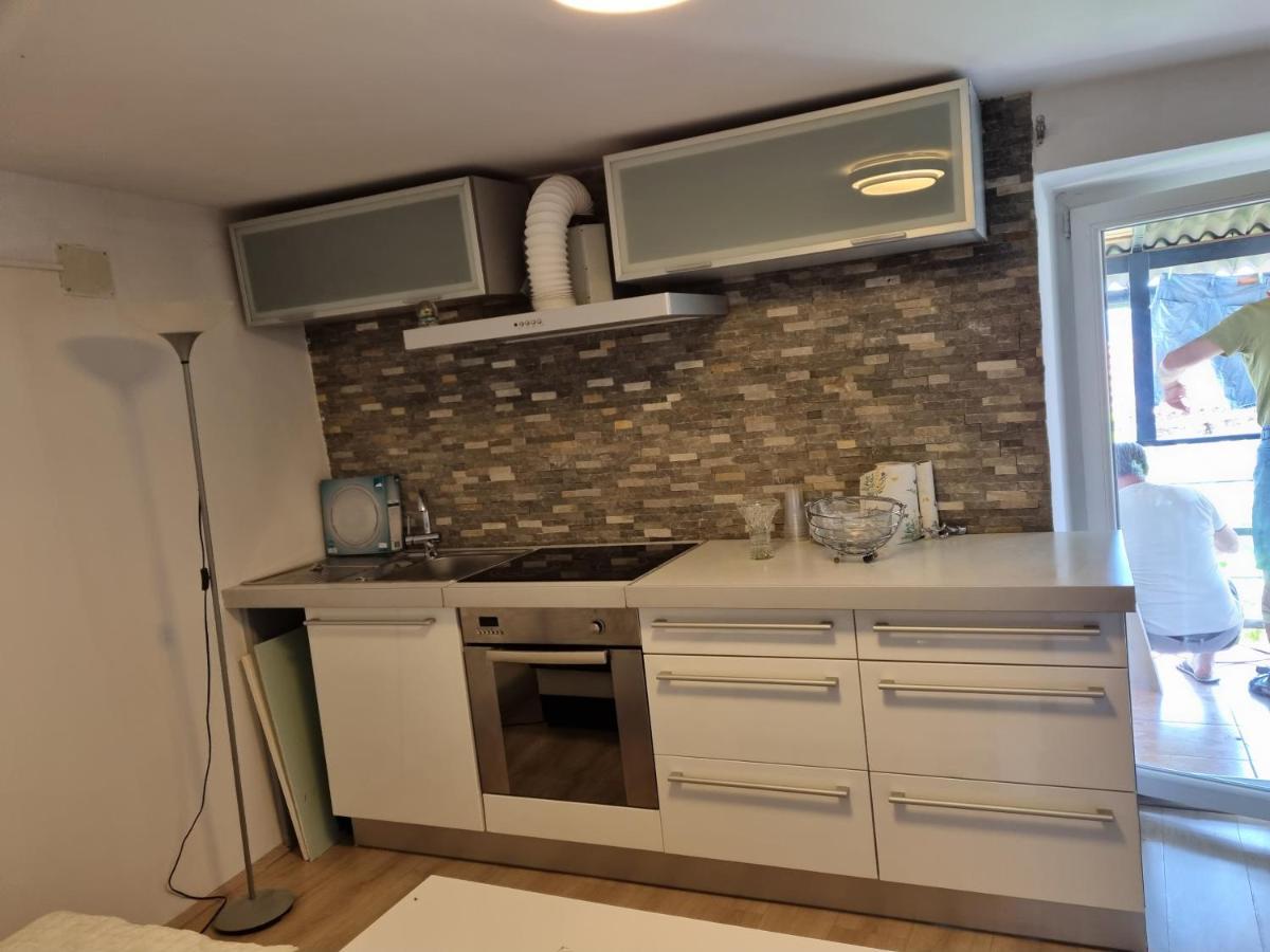 Caci Apartamento Črni Kal Exterior foto